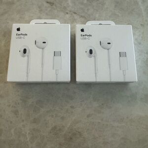 2 pairs NEW IN BOX UNOPENED...Apple EarPods USB-C in White